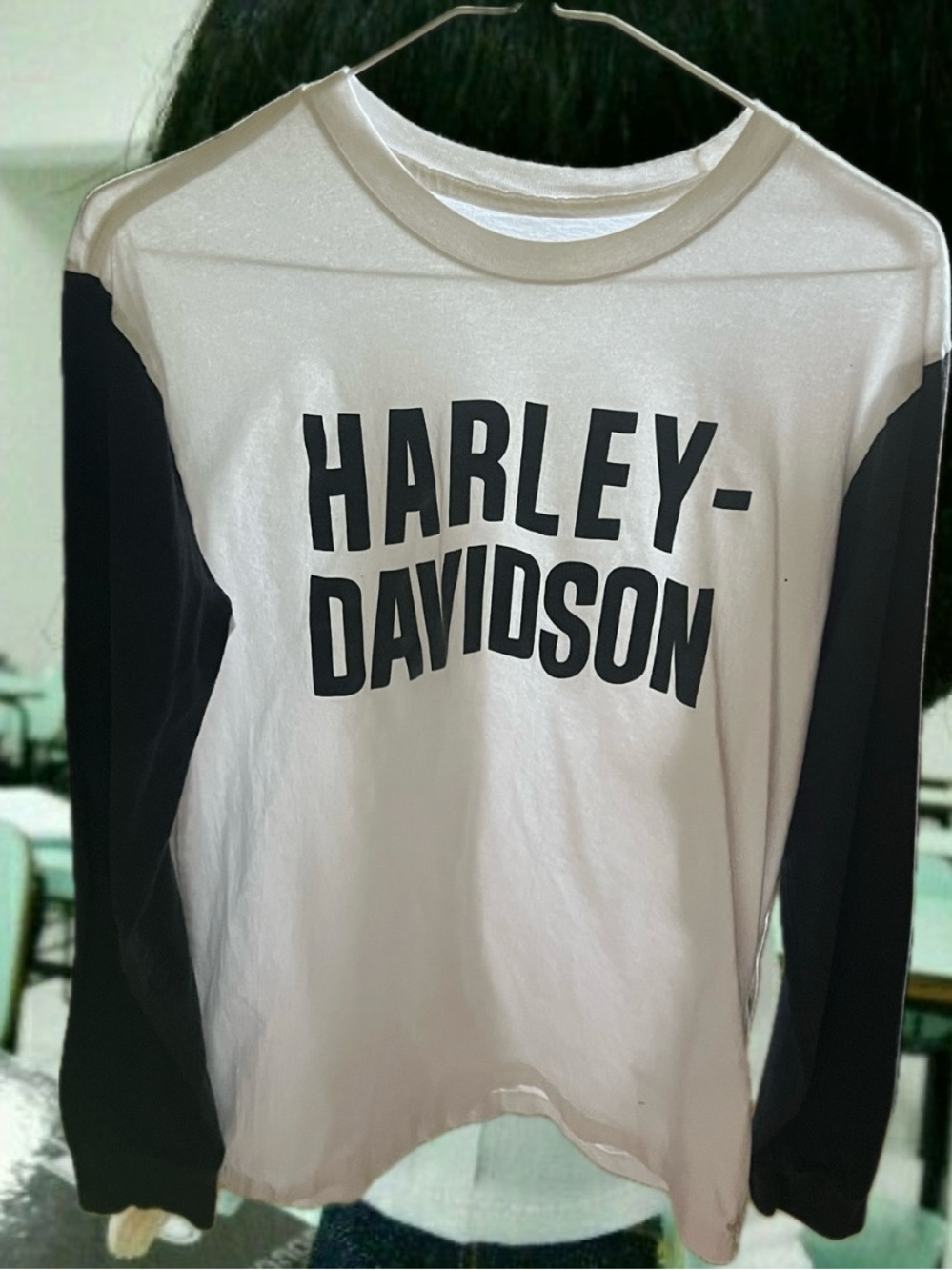 Harley-Davidson Men’s Long Sleeve Medium Shirt in White and Black